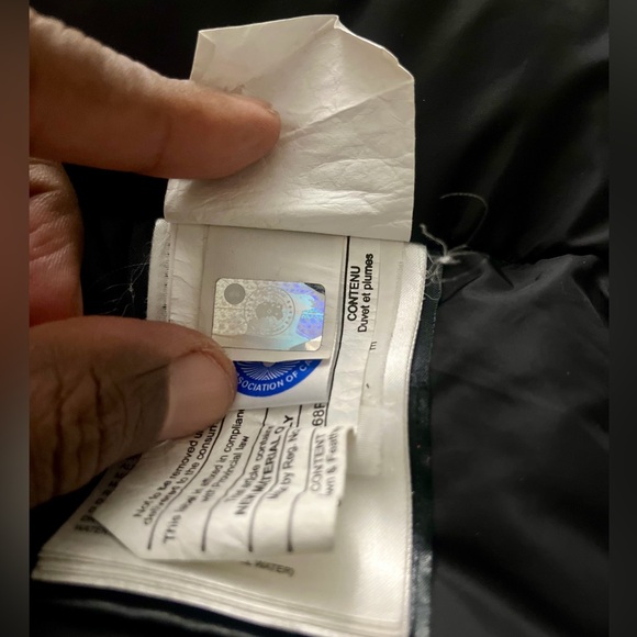 Canada Goose Men's Black Parka - Picture 7 of 9